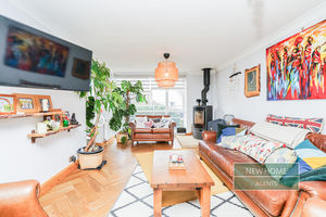 Photo 21- click for photo gallery